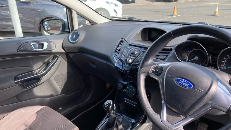 Ford Fiesta 1.0 Zetec 5dr Petrol Hatchback